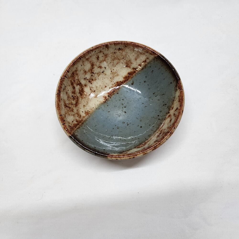 Small trinket dosh bowl pottery Blue and  brown ring dish U